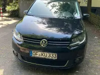 Gebraucht VW Touran 105 PS (77 kW) 2011 Schwarz Van / Kleinbus
