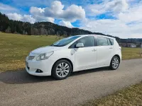 Gebraucht Toyota Verso Life 150 PS (110 kW) 2009 Weiß Van / Kleinbus