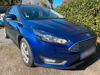 Gebraucht Ford Focus 105 PS (77 kW) 2016 Blau Kombi