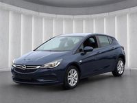 Używany Opel Astra Edition 110 KM (80 kW) 2019 Niebieski Sedan/Limuzyna