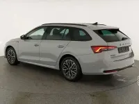 Neu Skoda Octavia SportLine 150 PS (110 kW) 2026 Grau metallic Kombi