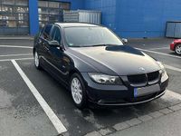 Gebraucht BMW 320 150 PS (110 kW) 2006 Schwarz Limousine