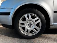 Gebraucht VW Golf IV 2003 Silber Kleinwagen
