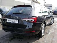 Gebraucht Skoda Superb Style 150 PS (110 kW) 2024 Schwarz Kombi