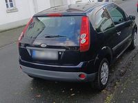 Gebraucht Ford Fiesta 69 PS (50 kW) 2006 Blau Kleinwagen