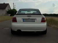 Gebraucht Audi A4 Ambiente 125 PS (91 kW) 1997 Weiß Limousine