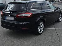 Gebraucht Ford Mondeo 140 PS (102 kW) 2012 Schwarz Kombi