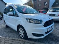Gebraucht Ford Tourneo Courier Trend 95 PS (69 kW) 2017 Weiß Van / Kleinbus