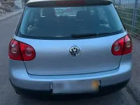 Gebraucht VW Golf V 105 PS (77 kW) 2005 Silber Kleinwagen