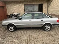 Gebraucht Audi 80 90 PS (66 kW) 1993 Silber Limousine