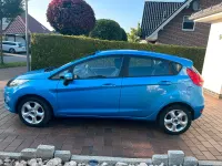 Gebraucht Ford Fiesta 80 PS (58 kW) 2008 Blau Kleinwagen