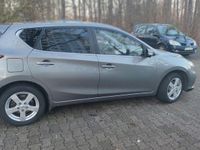 Gebraucht Nissan Pulsar Tekna 116 PS (85 kW) 2016 Grau Kleinwagen