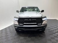 Gebraucht Dodge Ram 424 PS (311 kW) 2024 Billet silver Pickup