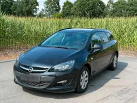Gebraucht Opel Astra 2015 Schwarz Kombi