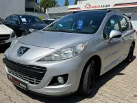 Gebraucht Peugeot 207 Tendance 92 PS (67 kW) 2011 Silber Kombi