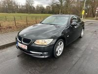 Gebraucht BMW 320 Cabriolet 184 PS (135 kW) 2012 Schwarz Cabrio