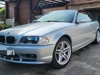 Gebraucht BMW 318 Cabriolet 145 PS (106 kW) 2002 Silber Cabrio