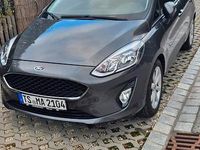 Gebraucht Ford Fiesta 101 PS (74 kW) 2018 Grau Kleinwagen