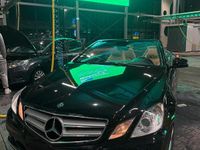 Gebraucht Mercedes E200 184 PS (135 kW) 2010 Schwarz Cabrio