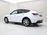 Gebraucht Tesla Model Y Standard Range 250 kW (341 PS) 2022 Weiß SUV