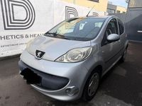 Gebraucht Peugeot 107 68 PS (50 kW) 2007 Silber Kleinwagen