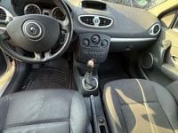 Gebraucht Renault Clio II 75 PS (55 kW) 2007 Grau Limousine