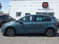 Gebraucht VW Golf VIII IQ Drive 150 PS (110 kW) 2020 Petroleum blue Van / Kleinbus