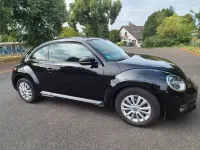 Gebraucht VW Beetle Comfortline 105 PS (77 kW) 2012 Schwarz Kleinwagen