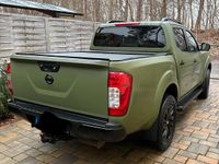 Gebraucht Nissan Navara 190 PS (139 kW) 2018 Grün Abholung