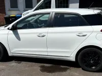 Gebraucht Hyundai i20 101 PS (74 kW) 2017 Weiß Kleinwagen