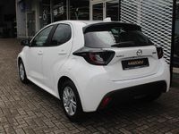 Neu Mazda 2 Center-Line 116 PS (85 kW) 2025 Weiß Kleinwagen