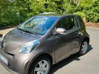 Gebraucht Toyota iQ 68 PS (50 kW) 2012 Braun Kleinwagen