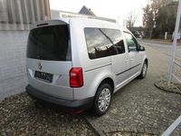 Gebraucht VW Caddy Comfortline 150 PS (110 kW) 2015 Silber Van / Kleinbus