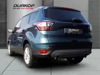 Gebraucht Ford Kuga Titanium 150 PS (110 kW) 2020 Blau SUV