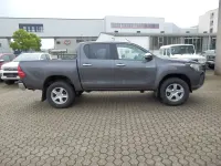 Gebraucht Toyota HiLux Cool 150 PS (110 kW) 2017 Grey metallic Pickup