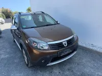 Gebraucht Dacia Sandero Stepway 84 PS (61 kW) 2012 Braun SUV