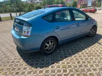 Gebraucht Toyota Prius 77 PS (56 kW) 2005 Violet Kleinwagen