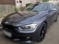 Gebraucht BMW 320 Sport Line 185 PS (136 kW) 2012 Schwarz Limousine