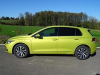 Gebraucht VW Golf VIII Style 150 PS (110 kW) 2026 Limonengelb