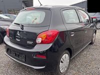 Gebraucht Mitsubishi Space Star Diamant Edition 71 PS (52 kW) 2019 Schwarz Limousine