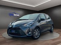Gebraucht Toyota Yaris Hybrid Club 101 PS (74 kW) 2019 Grau Limousine