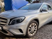 gebraucht Mercedes GLA250 4MATIC DCT Urban Top