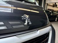 Gebraucht Peugeot Boxer 120 PS (88 kW) 2021 Schwarz Van