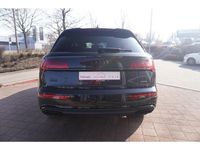 Gebraucht Audi Q5 S-Line 204 PS (150 kW) 2023 Mythosschwarzmet. (metallic) SUV