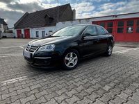Gebraucht VW Jetta 140 PS (102 kW) 2006 Schwarz Limousine