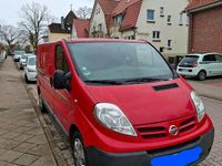 Gebraucht Nissan Primastar 115 PS (84 kW) 2011 Rot Van / Kleinbus