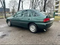 Gebraucht Ford Escort 101 PS (74 kW) 1999 Grün Limousine