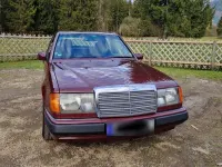 Gebraucht Mercedes E300 220 PS (161 kW) 1992 Rot Limousine