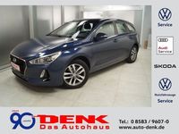 Gebraucht Hyundai i30 Trend 140 PS (102 kW) 2017 Stargazing blue Kombi