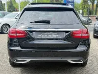Gebraucht Mercedes C300e 194 PS (142 kW) 2021 Schwarz Limousine